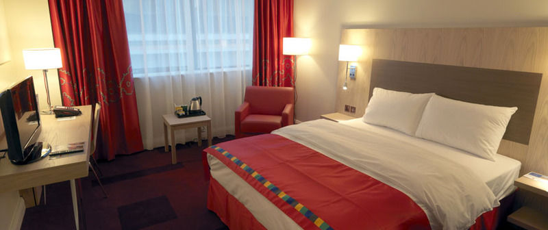 Moxy Belfast City Luaran gambar