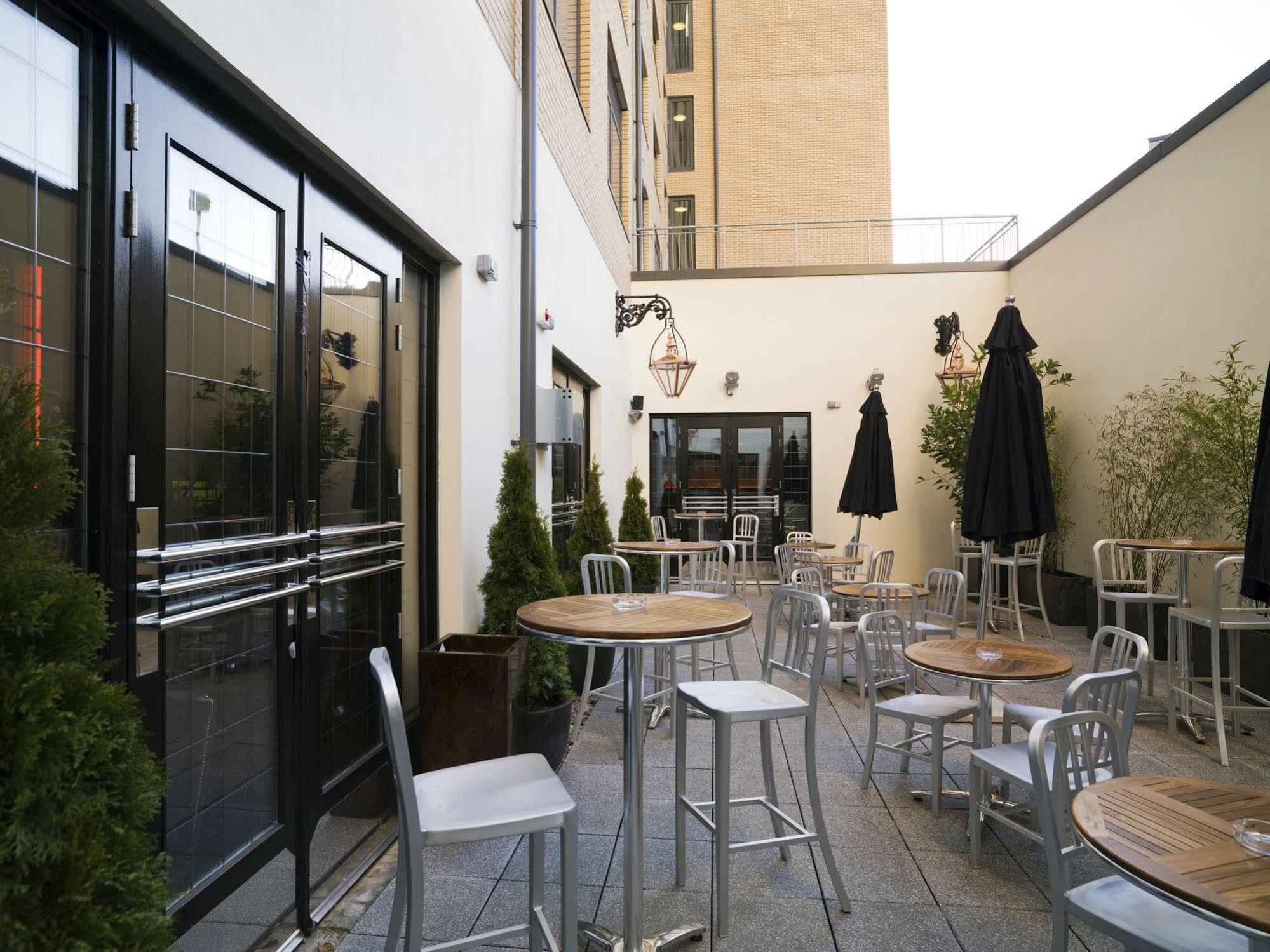 Moxy Belfast City Luaran gambar